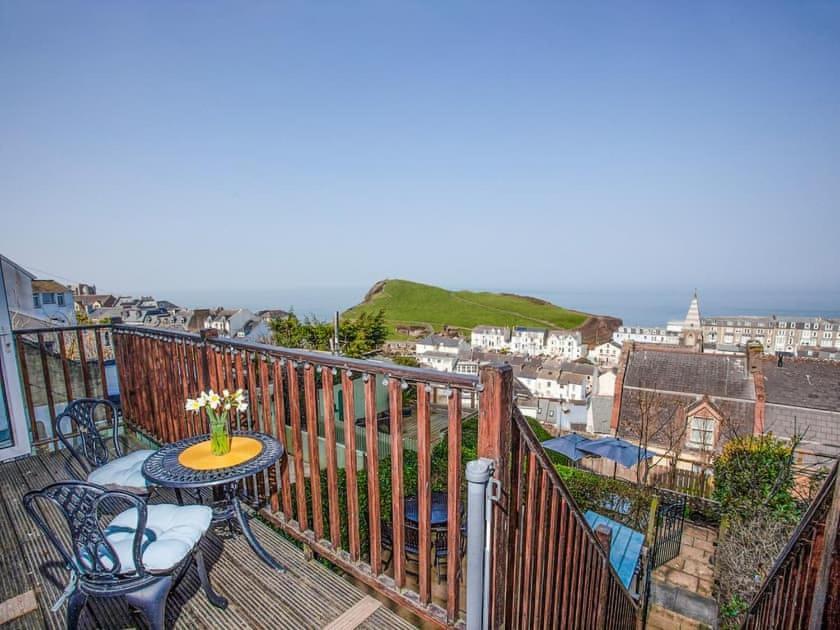 Large House, Sleeps 10 With Incredible Sea Views
